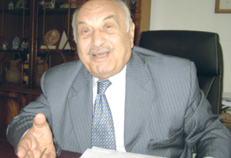
<span>المؤرخ الأردني رؤوف أبو جابر: ولدنا مسيحيين وثقافتنا إسلامية, وأفخر باللغة العربية, وللقرآن الكريم فضل كبير عَلَيّ</span>
