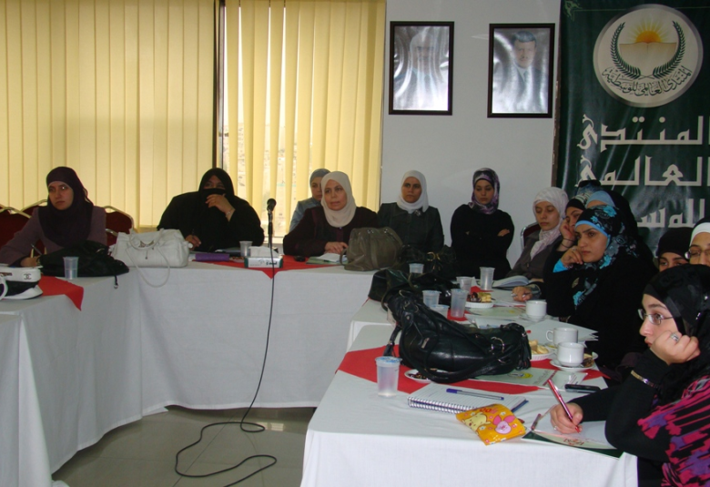 
<span>الإعداد للحياة الزوجية /دورة متخصصة تنظمها لجنة المرأة في العالمي للوسطية لبناء أسرة سوية تسهم في بناء المجتمع</span>
