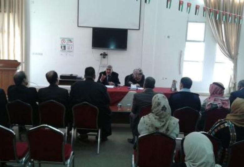 
<span>عقدت هيئة شباب الوسطية محاضرة في مركز شابات العارضة</span>
