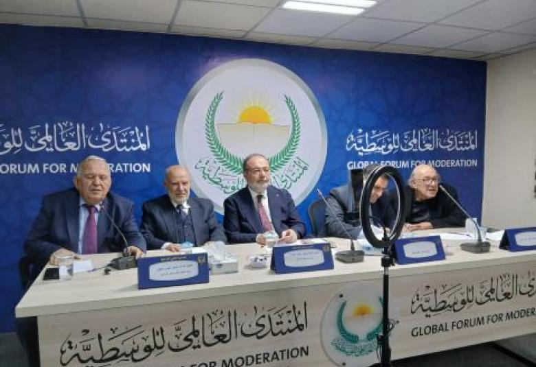 
<span>جلسة حوارية مسائية في المنتدى العالمي للوسطية   على هامش مؤتمر "موقع القيم في التعليم الجامعي"</span>

