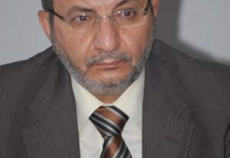 
<span>الشباب والتغيير وثورة الاتصالات</span>
